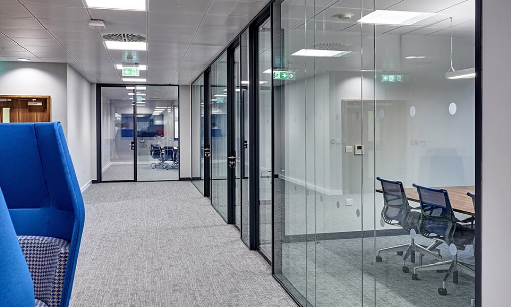 Eos_TTElectronics_084_5_6final-1000x600_c Double Glazed Office Frameless Partitioning